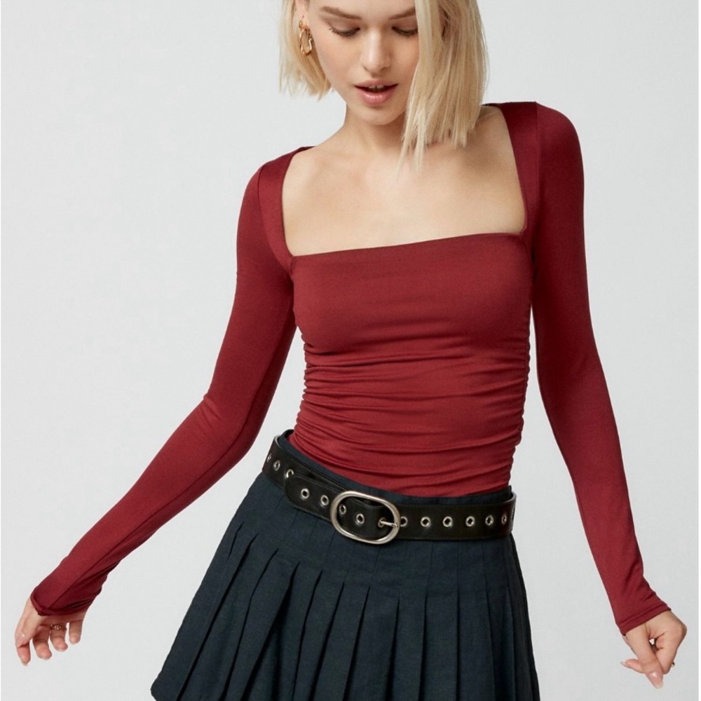 Square Neck Long Sleeve Top